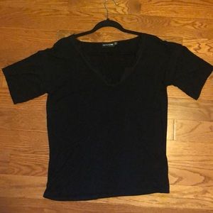 V-neck t-shirt with lace detail at neck